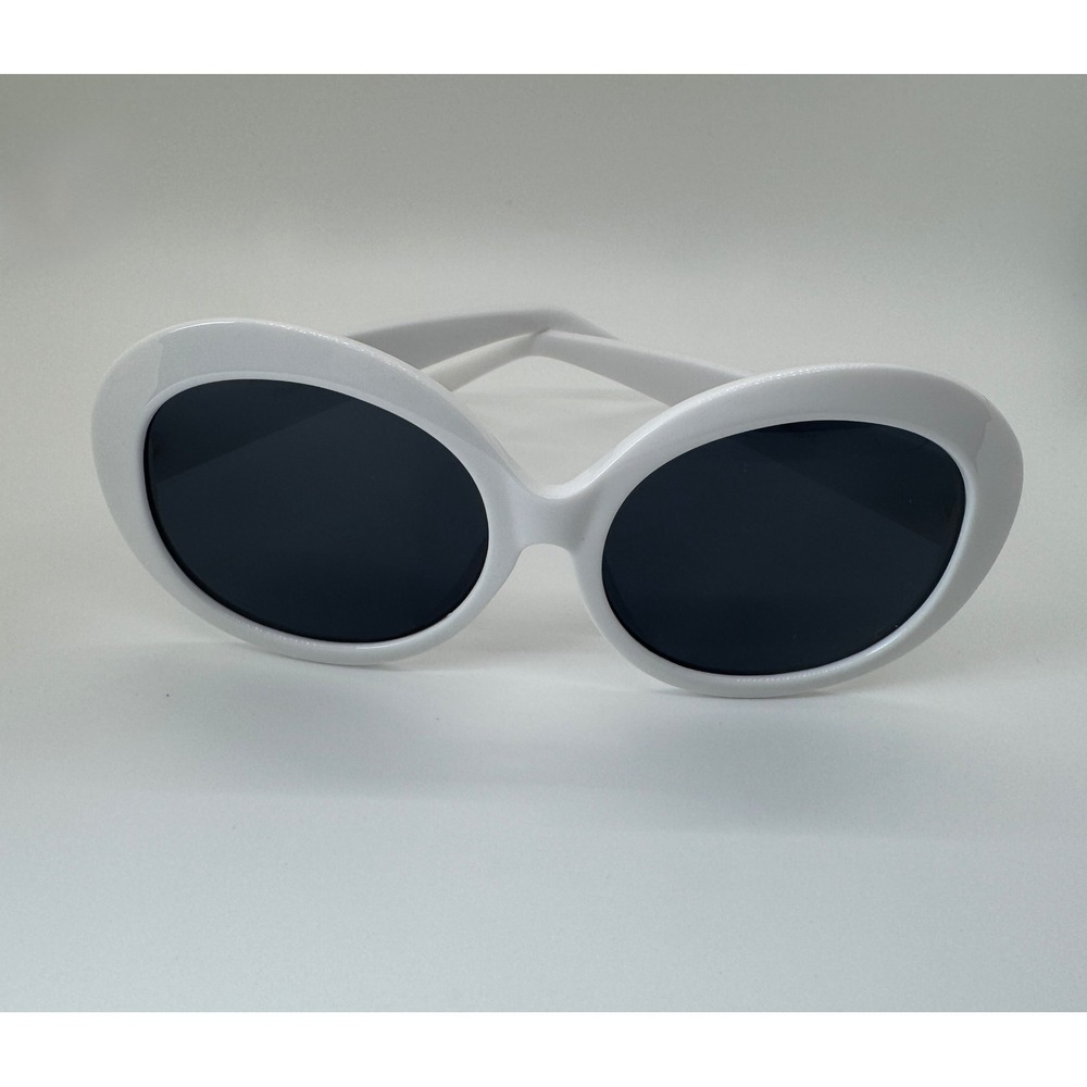 White Oval Clout Goggles Sunglasses Retro 90s Mod Style Bold Frame Tinted Lens